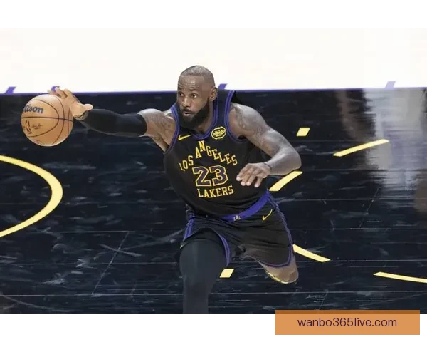 NBA劲敌崛起高薪股权吸引球星詹姆斯副手也参与加盟计划 NBA劲敌崛起高薪股权吸引球星詹姆斯副手也参与加盟计划